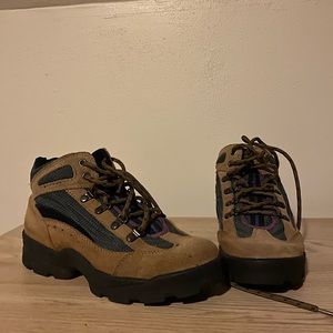 Vintage Hiking Boots 6.5 Women’s